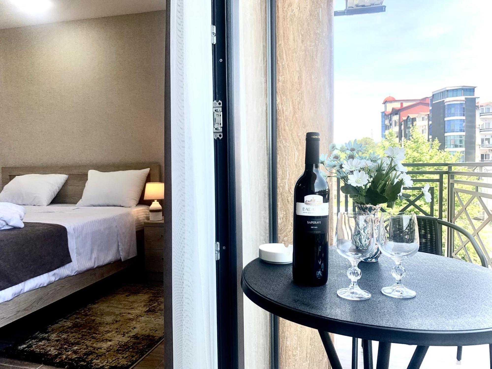 Hotel K124 Kutaisi Zewnętrze zdjęcie