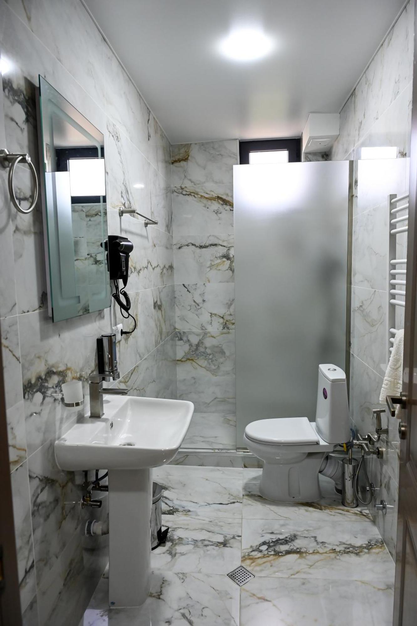 Hotel K124 Kutaisi Zewnętrze zdjęcie
