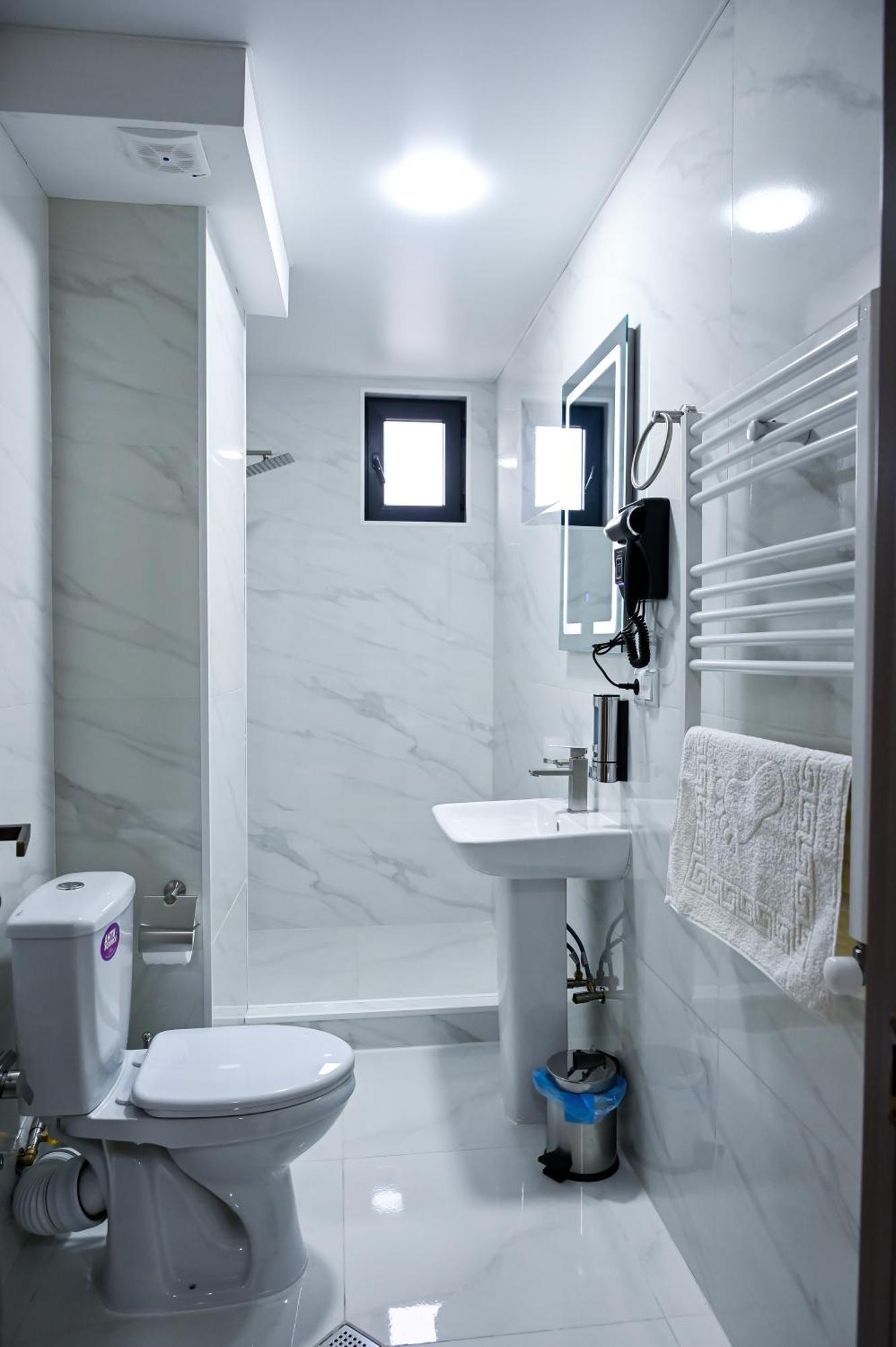 Hotel K124 Kutaisi Zewnętrze zdjęcie