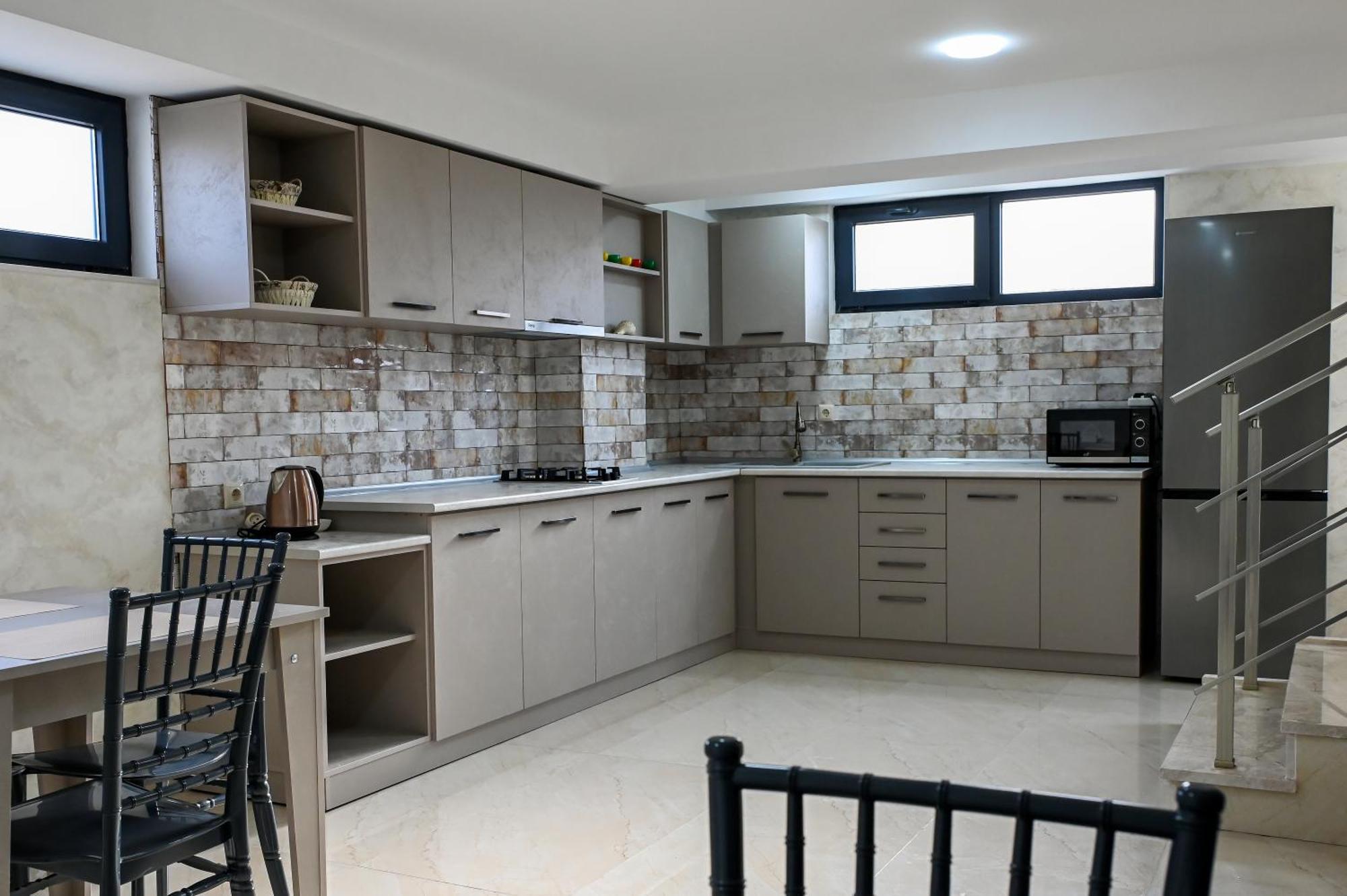 Hotel K124 Kutaisi Zewnętrze zdjęcie